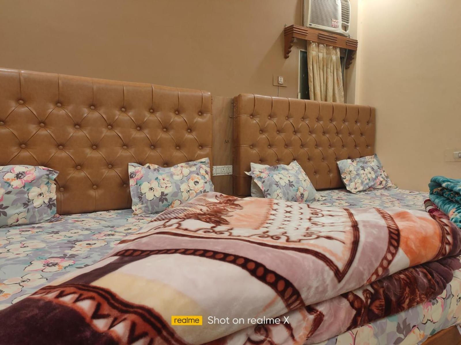 Hotel Pleasure Landmark Ujjain Exterior foto