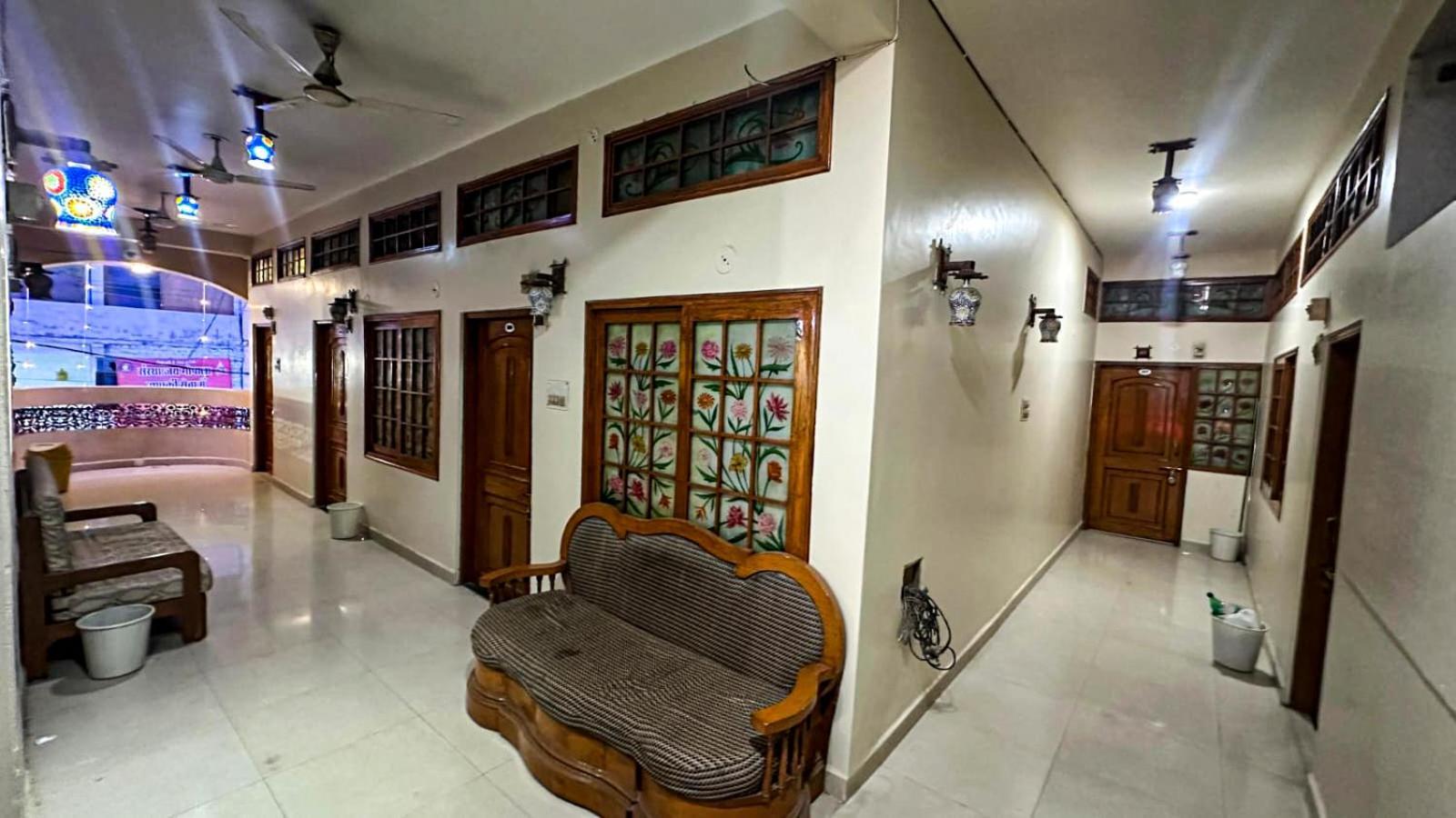 Hotel Pleasure Landmark Ujjain Exterior foto